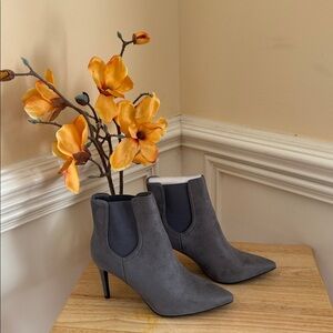 Dream Pairs Gray Ankle Boots Sz 8.5